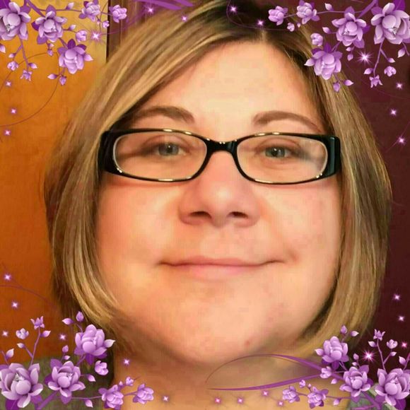 Meet your Posher, Sandy - Picture 1 of 1